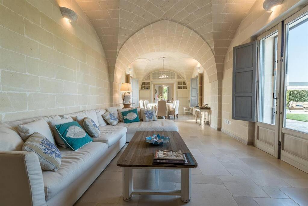 Masseria Il Frantoio By Raro Villas ออสตูนี ภายนอก รูปภาพ